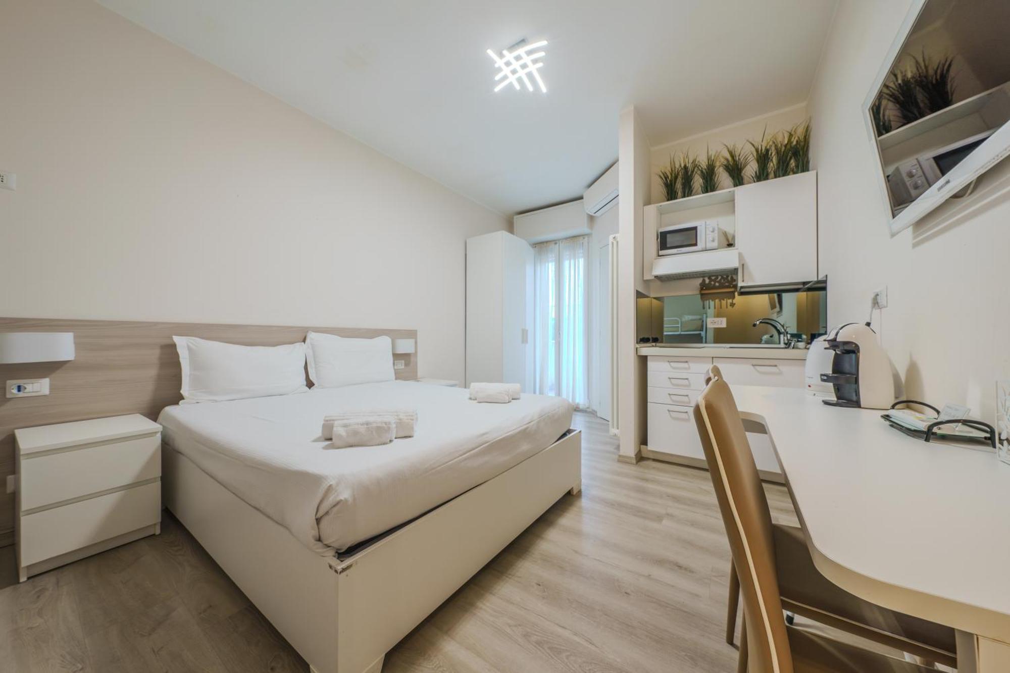 Cristel Apartment - 15 Min Da Milano Cormano Bagian luar foto