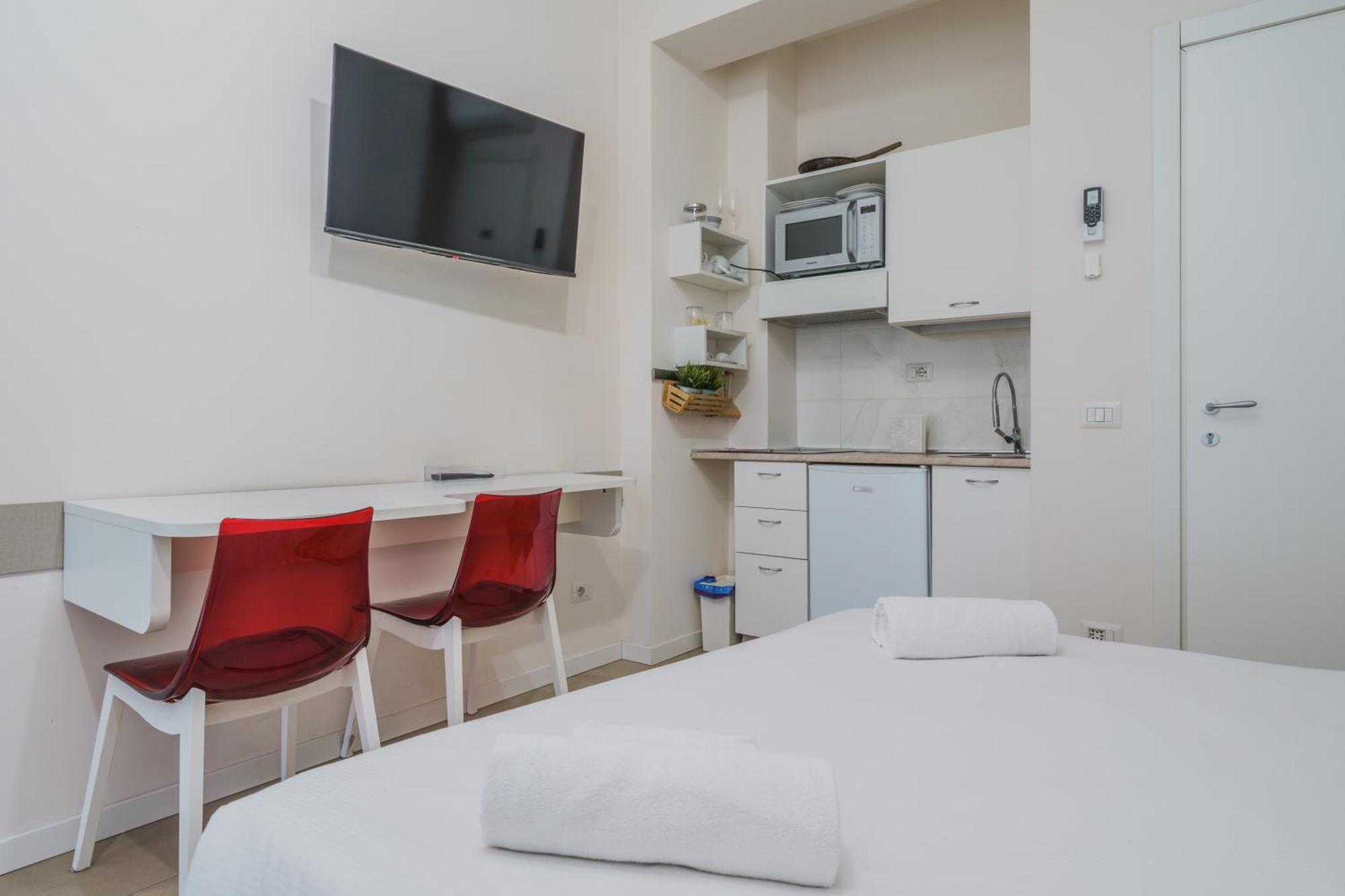 Cristel Apartment - 15 Min Da Milano Cormano Bagian luar foto